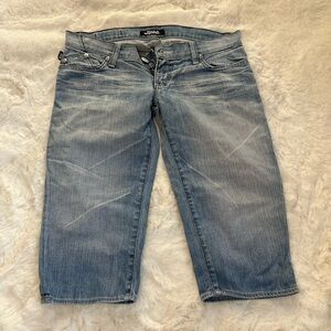 Rock & Republic Jeans Womens 26 Pixi Capri Low Rise Med Wash Zip Fly Made in USA